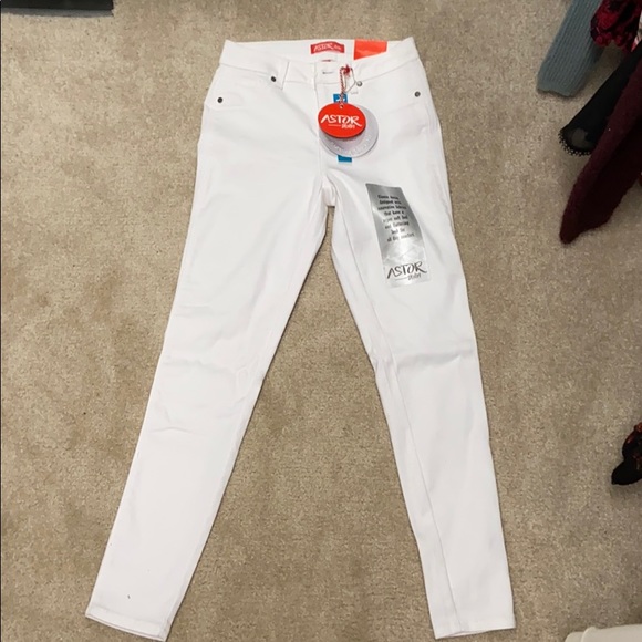 astor denim ankle skinny